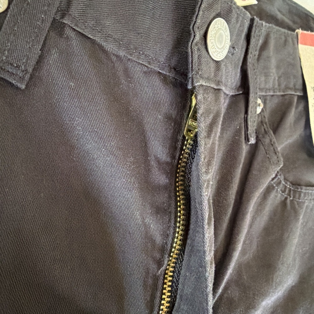 NWT Levi's '80s Mom Jeans Black High Rise Tapered Leg Women's Size 31x30